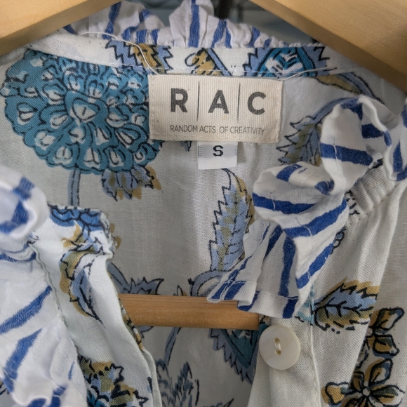 Random Acts of Creativity Cotton Ruffle Botanical Blouse S - Picture 3 of 7